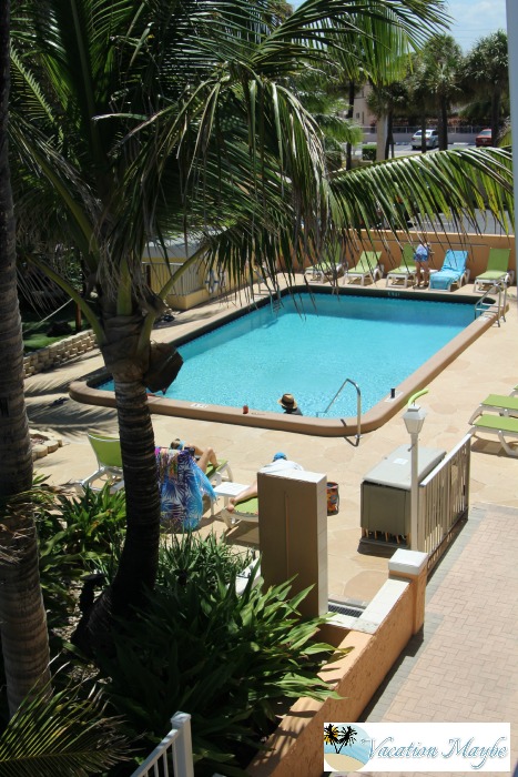Windjammer Resort Big pool